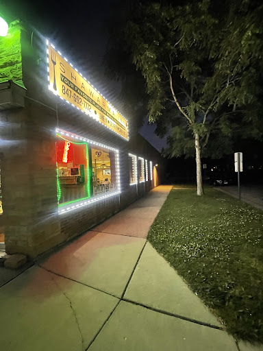 Photo of Shawarma Inn - 5523 N Lincoln Ave, Chicago, IL 60625