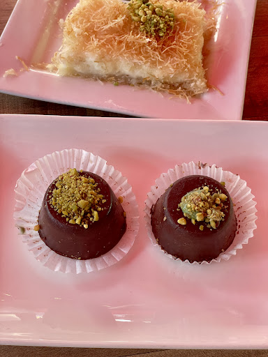 Photo of Cedar Palace - 655 W Armitage Ave, Chicago, IL 60614