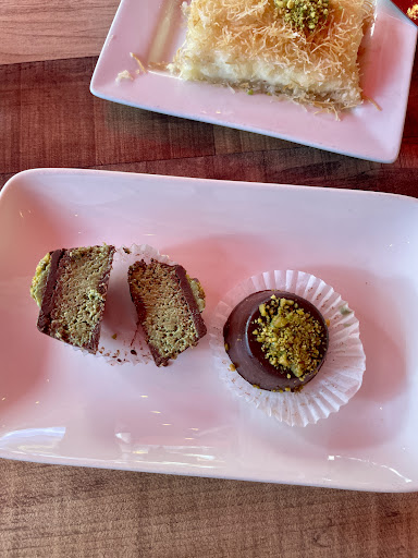 Photo of Cedar Palace - 655 W Armitage Ave, Chicago, IL 60614