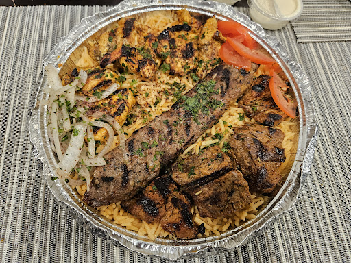 Photo of EZ Shawarma - 4638 N Cumberland Ave, Norridge, IL 60656