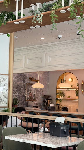 Photo of Sinya Mediterranean - 354 W Hubbard St, Chicago, IL 60654