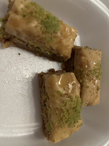 Photo of Olive Mountain Grill - 2960 N Lincoln Ave, Chicago, IL 60657