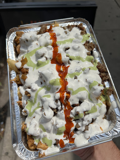 Photo of Halaleez NY Chicken & Gyro Rice Bowls - 400 S Financial Pl, Chicago, IL 60605