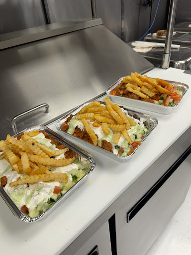 Photo of Halaleez NY Chicken & Gyro Rice Bowls - 400 S Financial Pl, Chicago, IL 60605