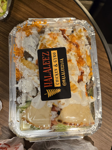 Photo of Halaleez NY Chicken & Gyro Rice Bowls - 400 S Financial Pl, Chicago, IL 60605
