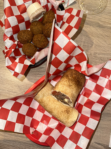 Photo of Middle East Grill - 5200 N Clark St, Chicago, IL 60640