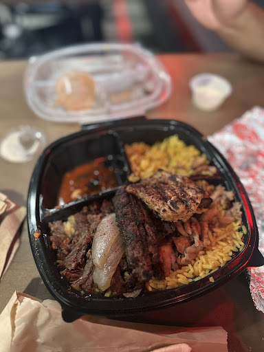 Photo of Pita Pita Mediterranean Grill - 200 W Randolph St, Chicago, IL 60606