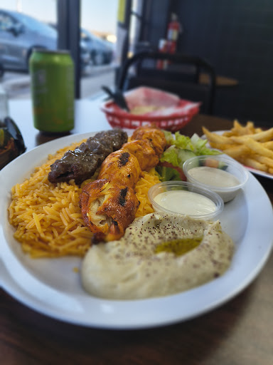 Photo of Snack & Shrack Restaurant - 3910 25th Ave, Schiller Park, IL 60176