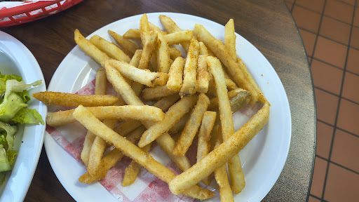 Photo of Snack & Shrack Restaurant - 3910 25th Ave, Schiller Park, IL 60176