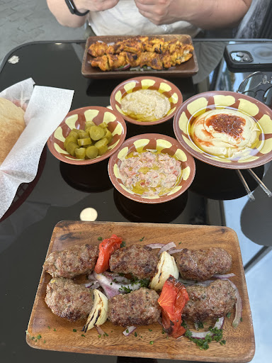 Photo of Mashawee Guy - 6840 W 95th St, Oak Lawn, IL 60453