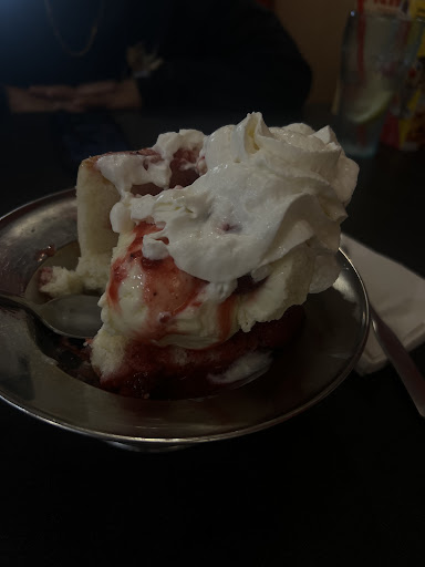 Photo of Friendly's - 529 Memorial Dr, Chicopee, MA 01020