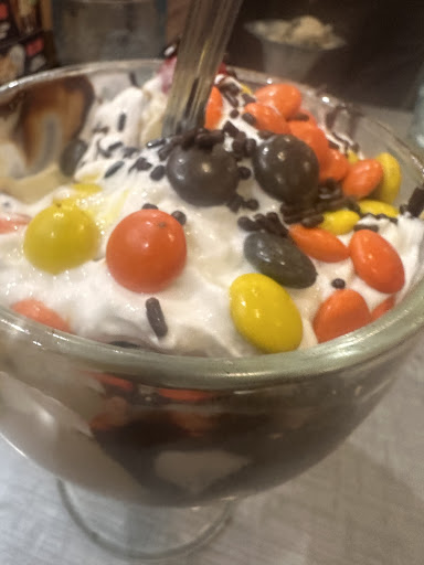 Photo of Friendly's - 529 Memorial Dr, Chicopee, MA 01020