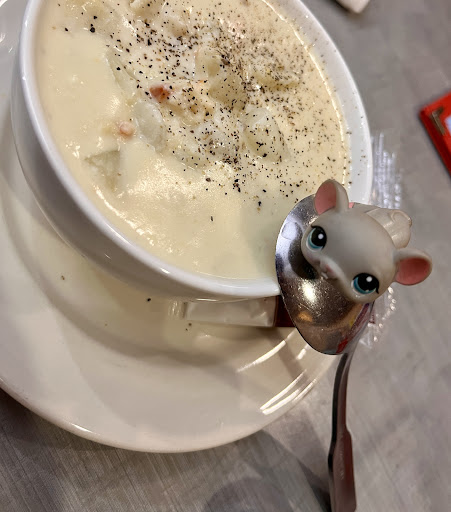 Photo of Friendly's - 529 Memorial Dr, Chicopee, MA 01020