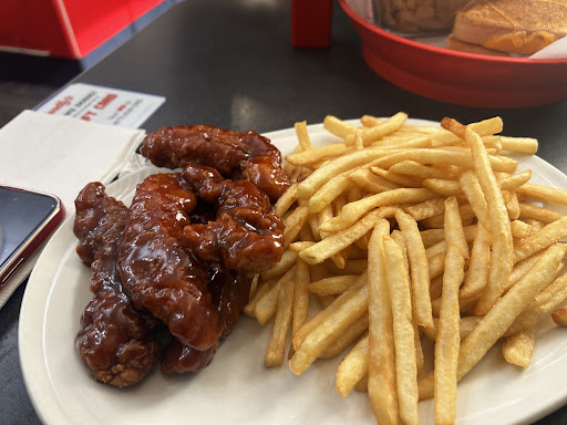 Photo of Friendly's - 529 Memorial Dr, Chicopee, MA 01020