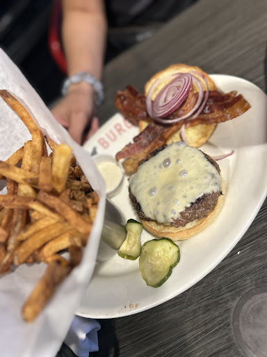 Photo of Max Burger - 684 Bliss Rd, Longmeadow, MA 01106