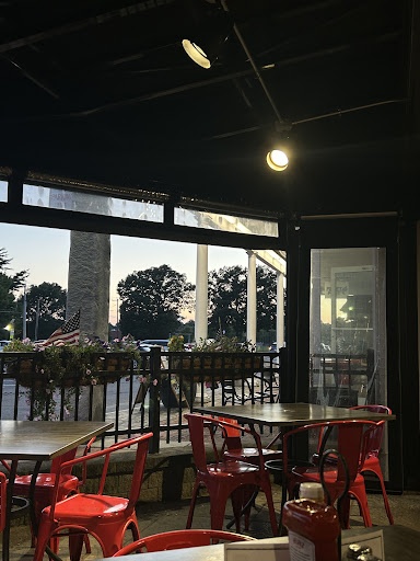 Photo of Max Burger - 684 Bliss Rd, Longmeadow, MA 01106