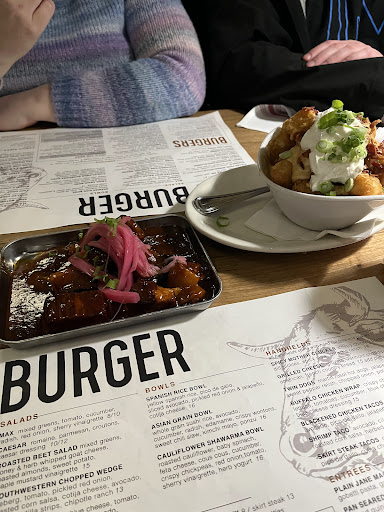 Photo of Max Burger - 684 Bliss Rd, Longmeadow, MA 01106