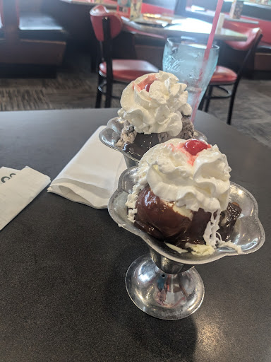 Photo of Friendly's - 19 Springfield St, Agawam, MA 01001