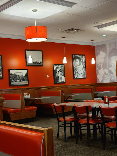 Photo of Friendly's - 19 Springfield St, Agawam, MA 01001