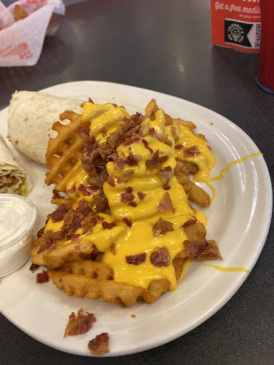 Photo of Friendly's - 19 Springfield St, Agawam, MA 01001