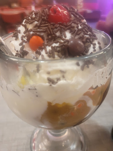 Photo of Friendly's - 19 Springfield St, Agawam, MA 01001