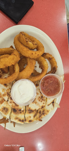 Photo of Friendly's - 1745 Northampton St, Holyoke, MA 01040