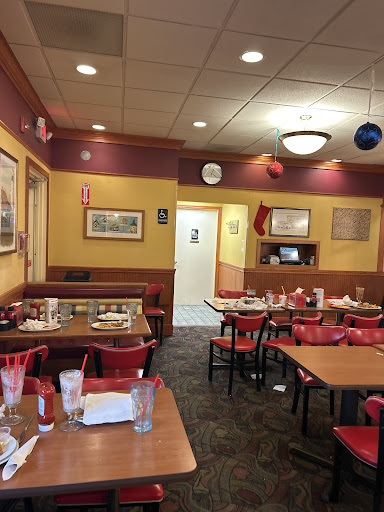 Photo of Friendly's - 1745 Northampton St, Holyoke, MA 01040