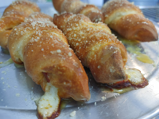 Photo of Pitza Pizza - Home of the Pizza Ring - 5373 Ehrlich Rd #203, Tampa, FL 33625