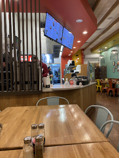 Photo of Cafe Petra Greek & Lebanese Restaurant - 7673 Perkins Rd Suite A1, Baton Rouge, LA 70810