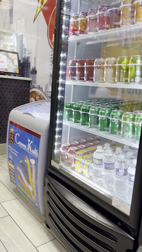 Photo of Naz's Halal Food - Germantown - 13025 Wisteria Dr, Germantown, MD 20874