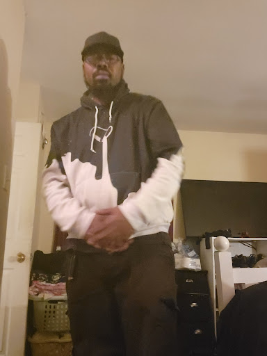 Photo of Naz's Halal Food - Gaithersburg - 522 N Frederick Ave, Gaithersburg, MD 20877