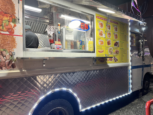 Photo of Gyro Everyday Halal Food - 2928 N Market St, Wilmington, DE 19802