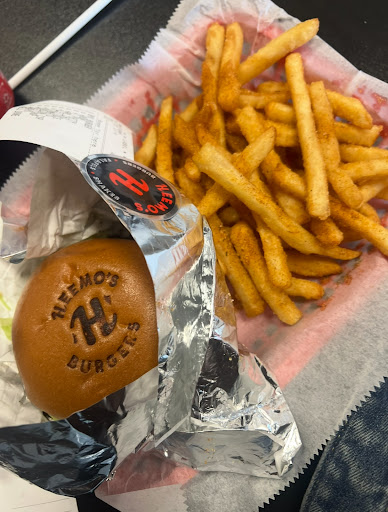 Photo of Heemo's Burgers in Washington Twp - 3101 NJ-42 Unit 2, Sicklerville, NJ 08081