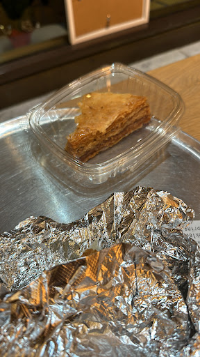 Photo of taïm mediterranean kitchen - 156 W 56th St, New York, NY 10019