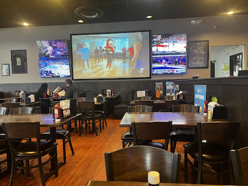 Photo of Beef 'O' Brady's - 5958 Snow Hill Rd Suite 100-112, Collegedale, TN 37363