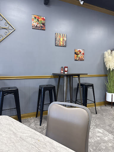 Photo of Reem Mediterranean Grill - 8922 E 96th St Suite B, Fishers, IN 46037