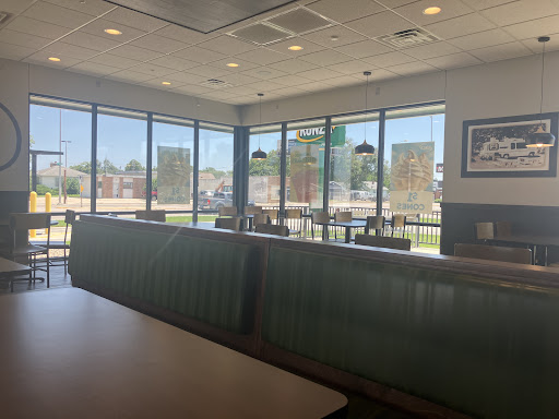 Photo of Runza Restaurant - 1944 33rd Ave, Columbus, NE 68601