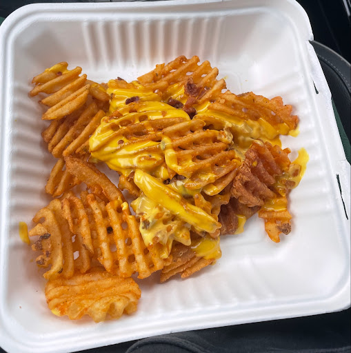 Photo of Friendly's - 2151 Jericho Tpke, Commack, NY 11725