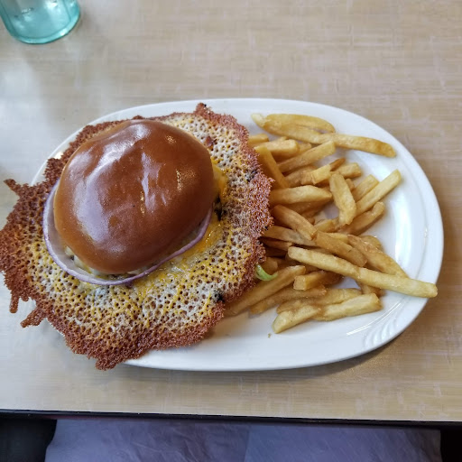 Photo of Friendly's - 147 Loudon Rd, Concord, NH 03301