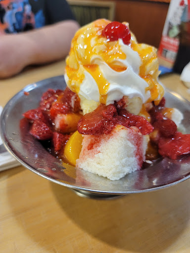 Photo of Friendly's - 147 Loudon Rd, Concord, NH 03301