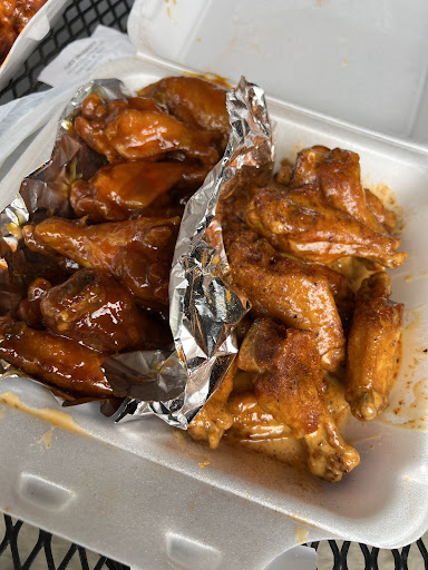 Photo of Chex Grill & Wings - 440 E McCullough Dr #120, Charlotte, NC 28262