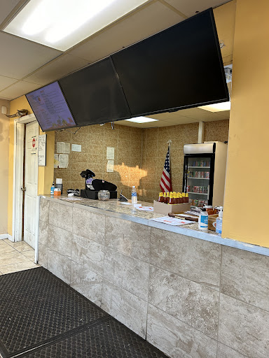 Photo of Toro Carryout Restaurant - 1914 W Prospect Rd, Ashtabula, OH 44004