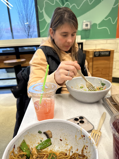 Photo of honeygrow - 500 W Germantown Pike Suite 731, Plymouth Meeting, PA 19462