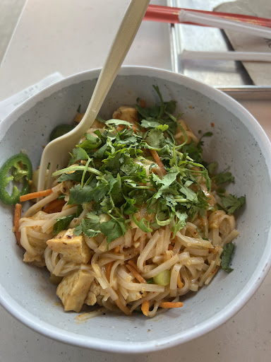 Photo of honeygrow - 500 W Germantown Pike Suite 731, Plymouth Meeting, PA 19462