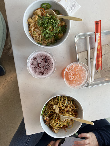 Photo of honeygrow - 500 W Germantown Pike Suite 731, Plymouth Meeting, PA 19462