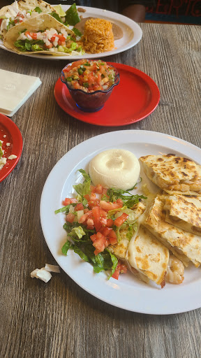 Photo of El Limon Ardmore - 51 Rittenhouse Pl, Ardmore, PA 19003