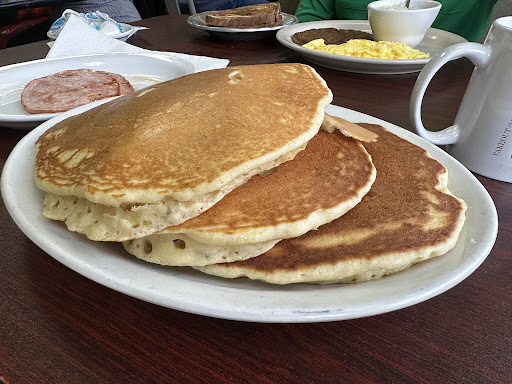 Photo of Bravo's Cafe & Grill - 514 N Willow Ave, Cookeville, TN 38501