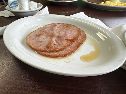 Photo of Bravo's Cafe & Grill - 514 N Willow Ave, Cookeville, TN 38501