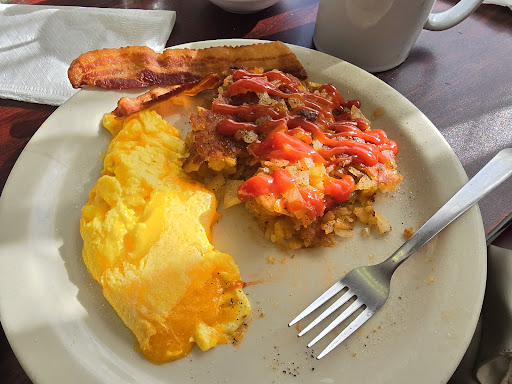 Photo of Bravo's Cafe & Grill - 514 N Willow Ave, Cookeville, TN 38501