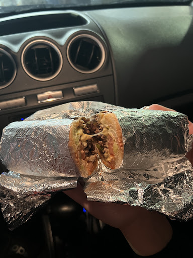 Photo of Naz's Halal Food - Levittown - 3270 Hempstead Tpke, Levittown, NY 11756